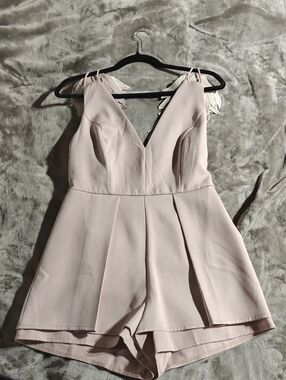 L'ATISTE Blush Pink V-Neck Romper